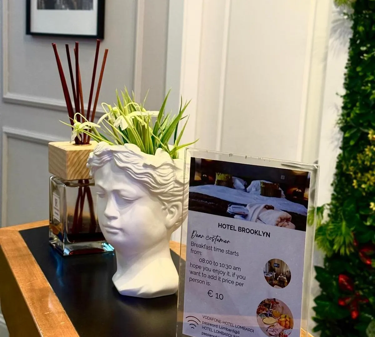**  Hotel Brooklyn - Ex Hotel Lombardi Florenz Italien