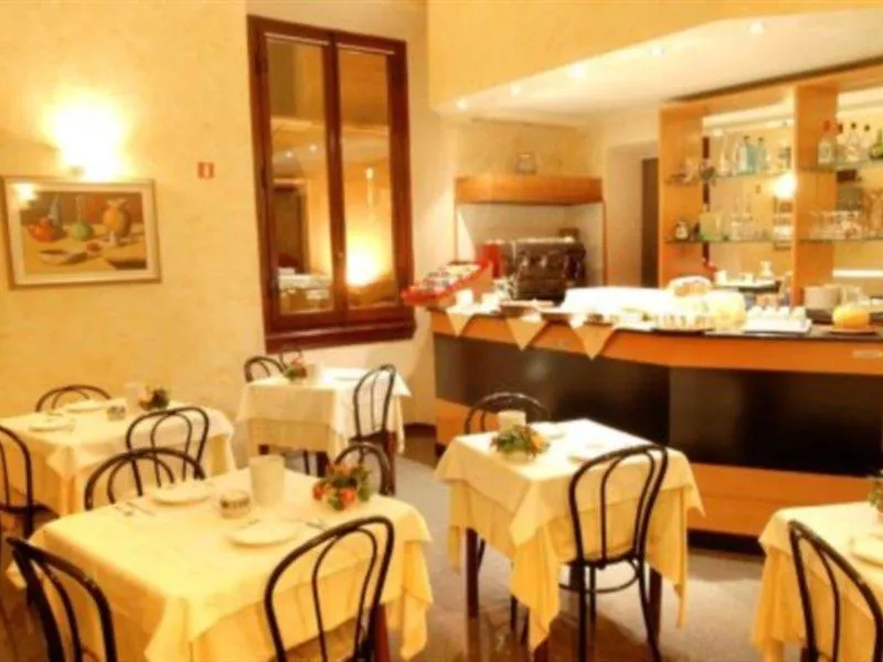 **  Hotel Brooklyn - Ex Hotel Lombardi Florenz Italien