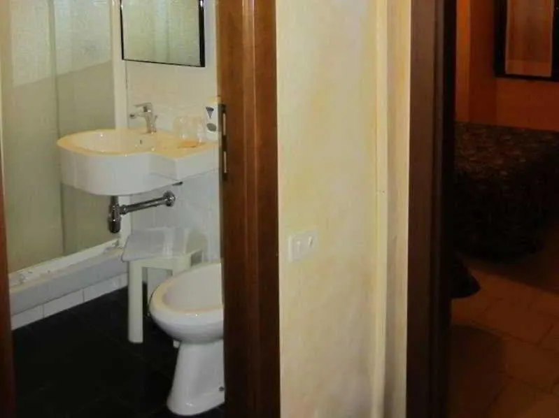 Hotel Brooklyn - Ex Hotel Lombardi Florenz 2*,