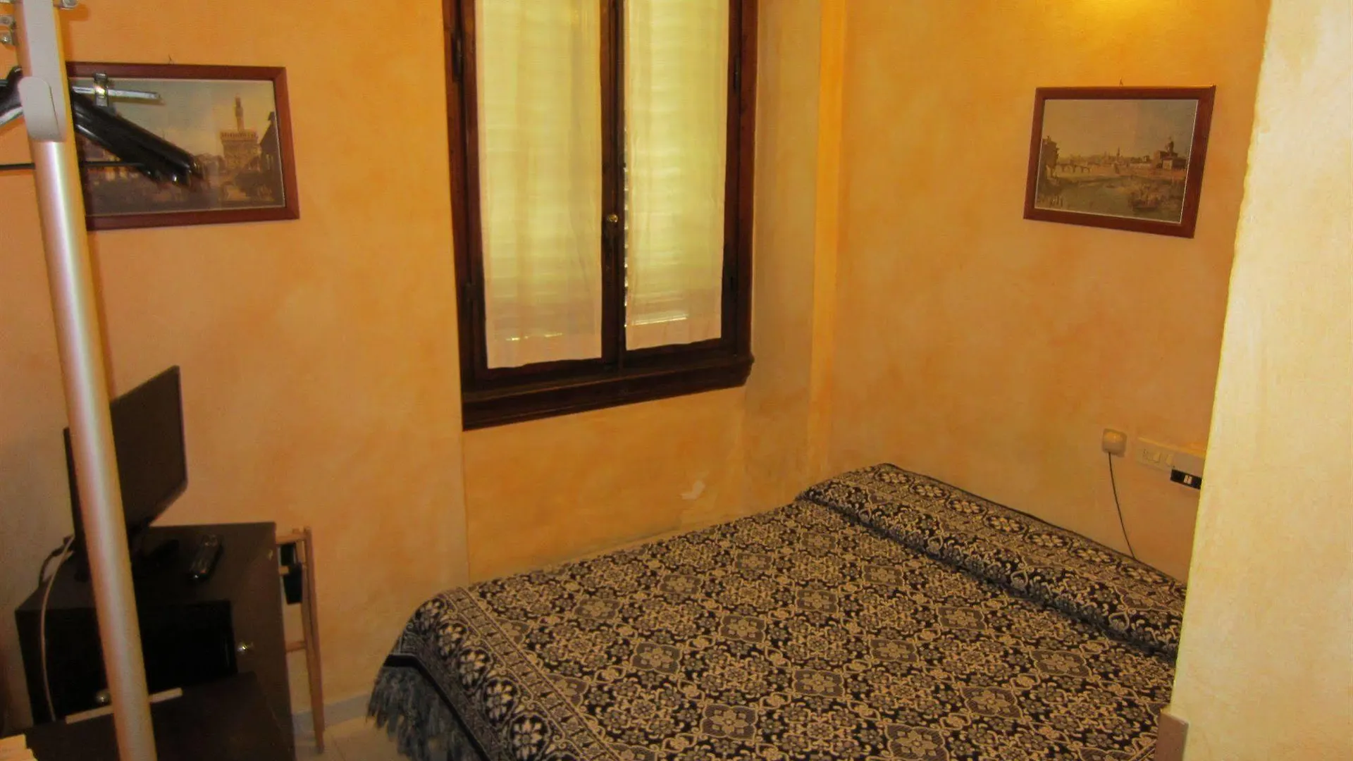 **  Hotel Brooklyn - Ex Hotel Lombardi Florence Italy
